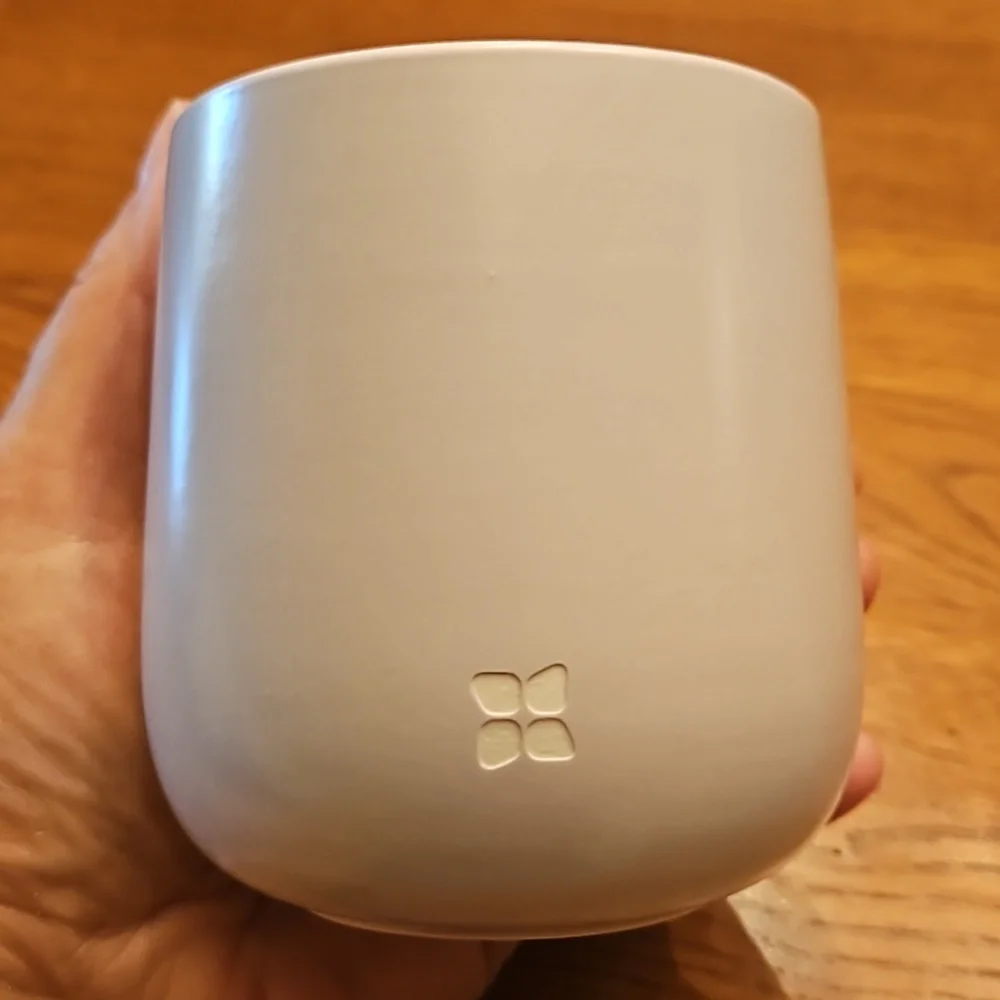 Waterdrop Double-Walled Porcelain Cup Set